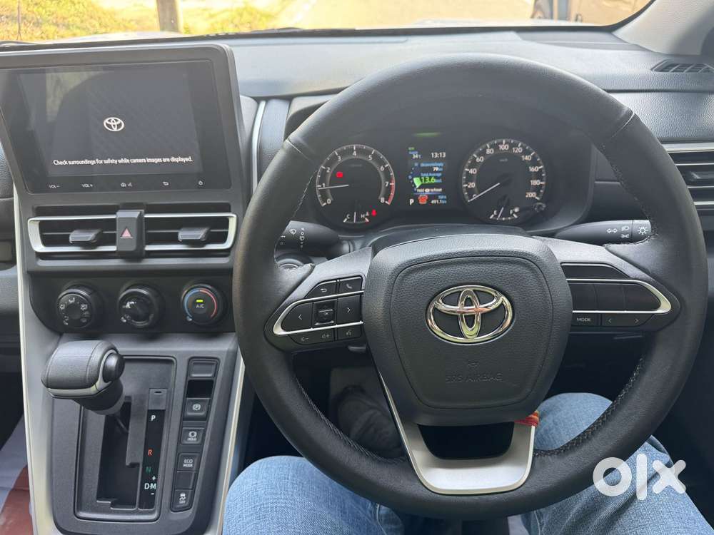 Toyota Innova Hycross 2.0 Gx 8 Str, 2025, Petrol