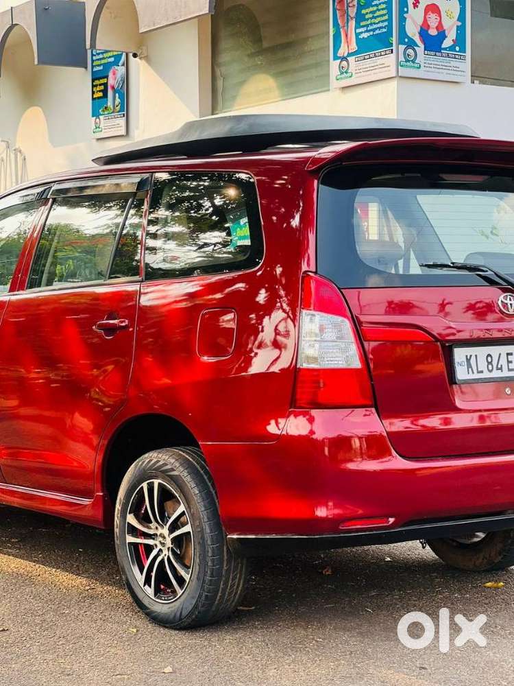 Toyota Innova 2.5 E Diesel Ps 7-seater, 2013, Diesel