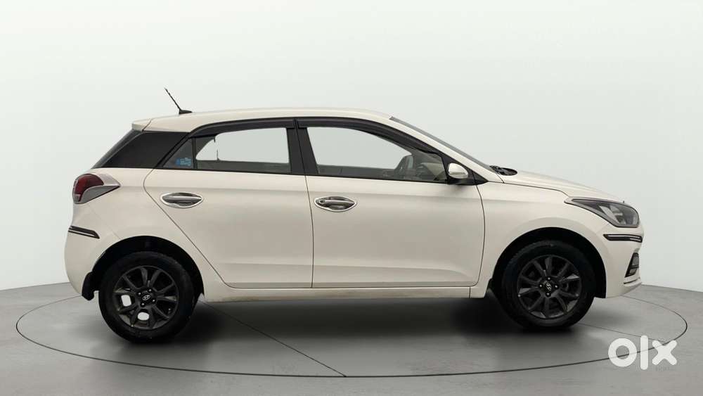 Hyundai Elite I20 Sportz Plus, 2020, Petrol