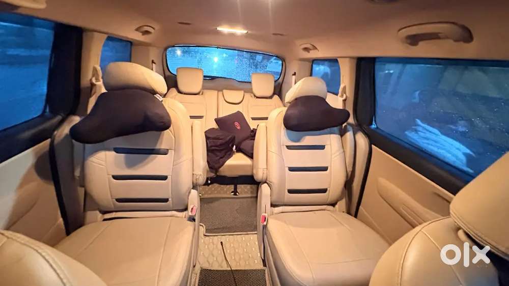 Showroom-condition Kia Carnival Premium (7-str)  Just 24,000 Km Run