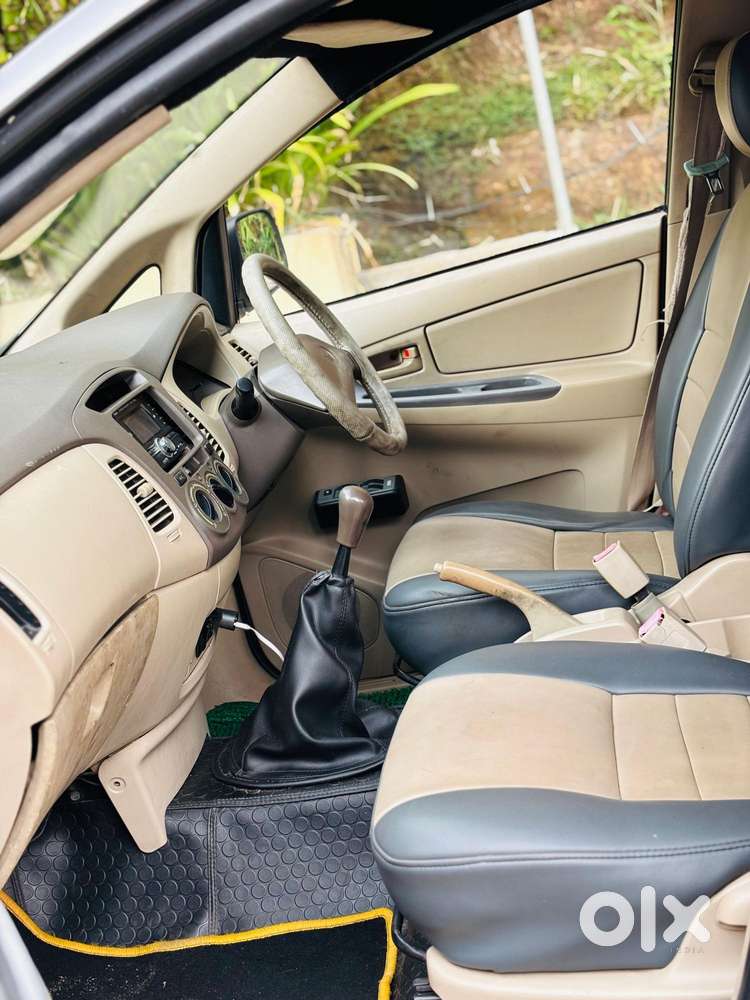 Toyota Innova 2.5 G (diesel) 7 Seater, 2006, Diesel