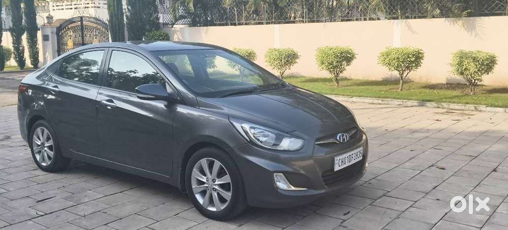 Hyundai Verna 1.6 Fluidic Vtvt S (o) At, 2011, Petrol