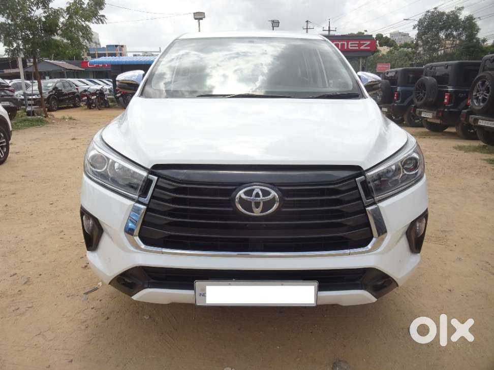 Toyota Innova Crysta 2.4 Vx Mt, 2022, Diesel