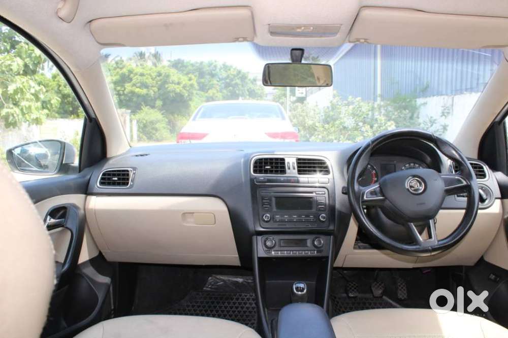 Skoda Rapid Ambition 1.6 Mpfi Manual, 2017, Petrol