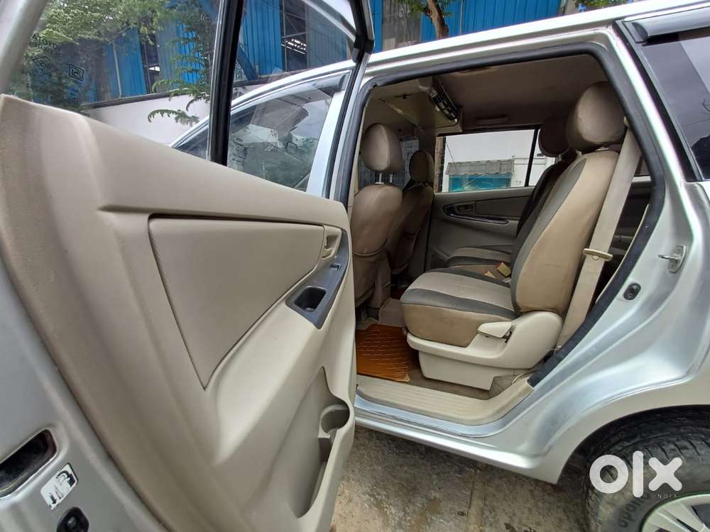 Toyota Innova 2.5 G (diesel) 7 Seater, 2014, Diesel
