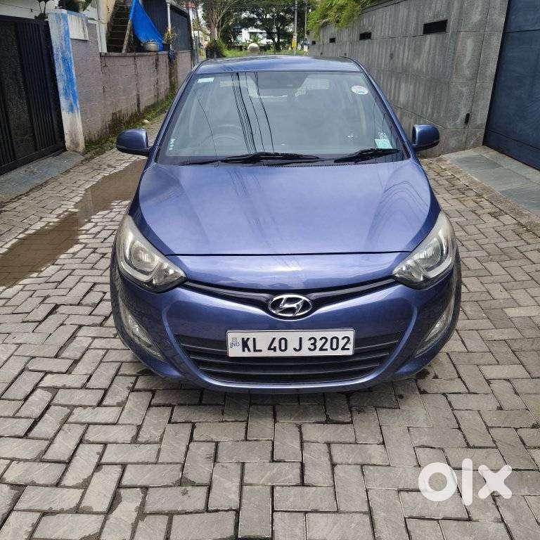 Hyundai I20 Sportz At 1.4, 2013, Petrol