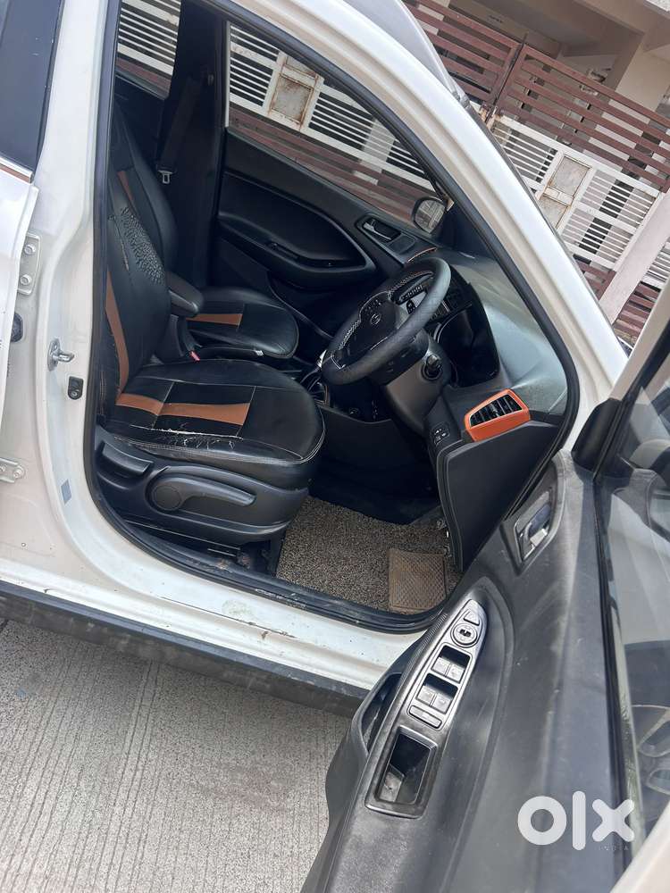 Hyundai I20 Active Sx Petrol, 2016, Petrol
