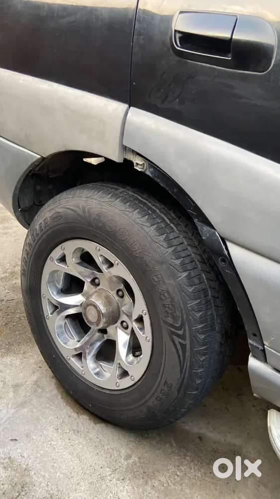 Tata Safari Ev Diesel 2008