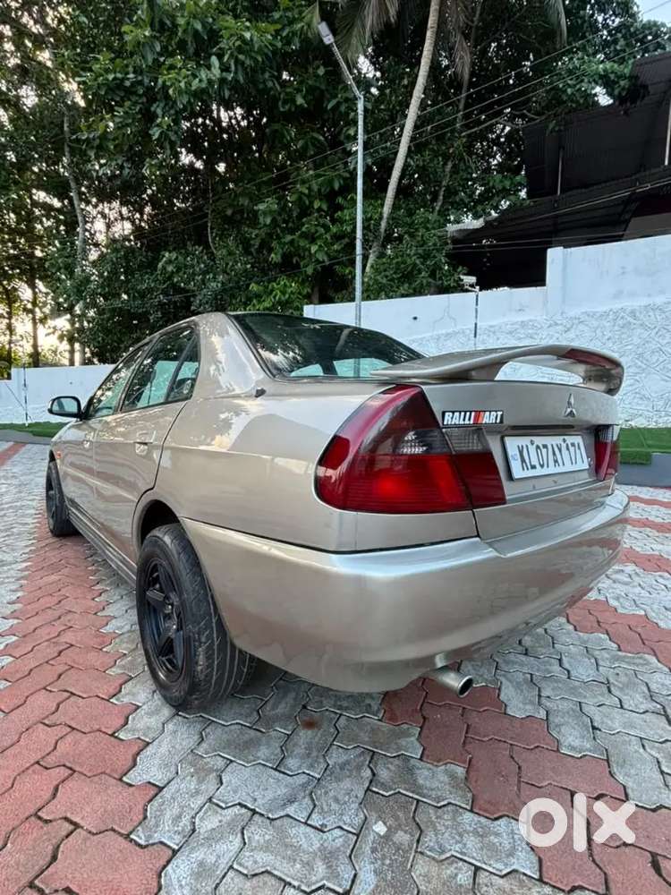 Mitsubishi Lancer 2005