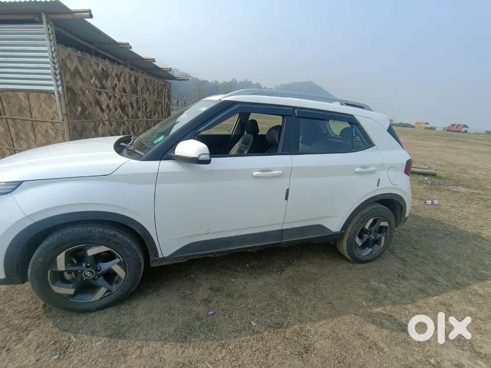 Hyundai Venue 2020 Petrol Good Condition