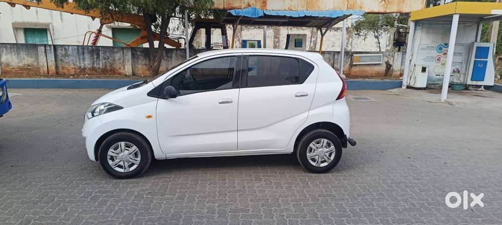 Datsun Redigo T Option, 2016, Petrol