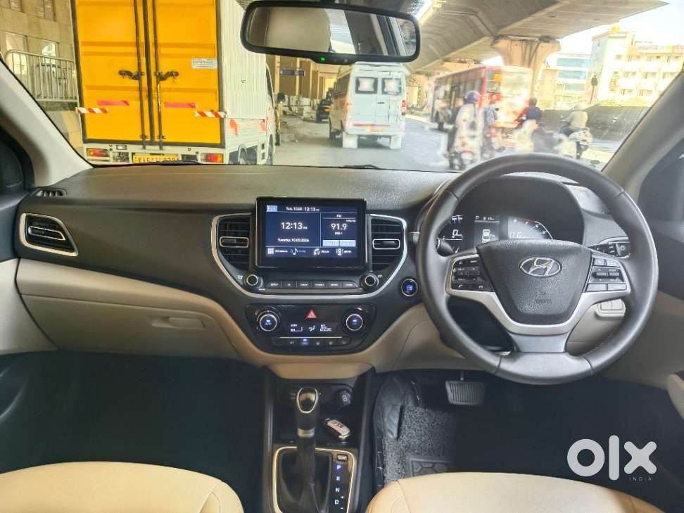 Hyundai Verna Crdi Vgt Sx 1.5, 2022, Petrol