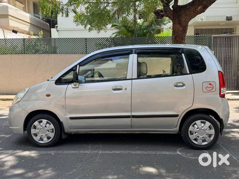 Maruti Suzuki Estilo Lxi, 2010, Petrol