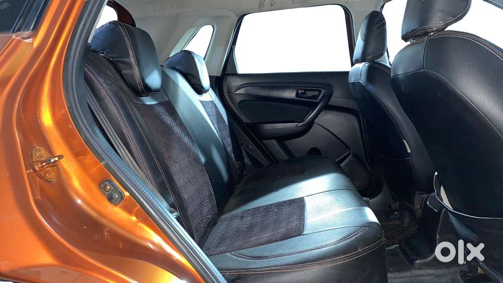 Maruti Suzuki Vitara Brezza 1.5 Vxi At, 2020, Petrol