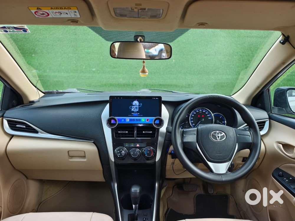 Toyota Yaris, 2022, Petrol