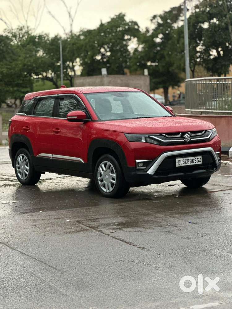 Maruti Suzuki Brezza 1.5 Vxi Cng, 2023, Cng & Hybrids