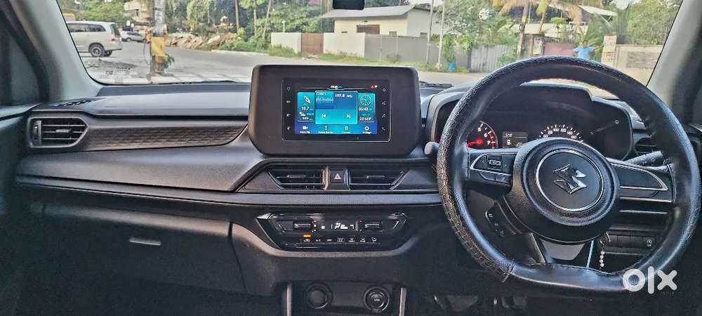 2025 Swift Vxi