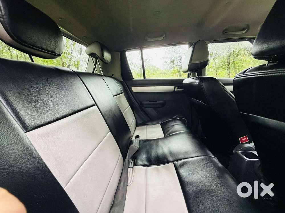 Maruti Suzuki Swift Vxi Optional, 2011, Petrol