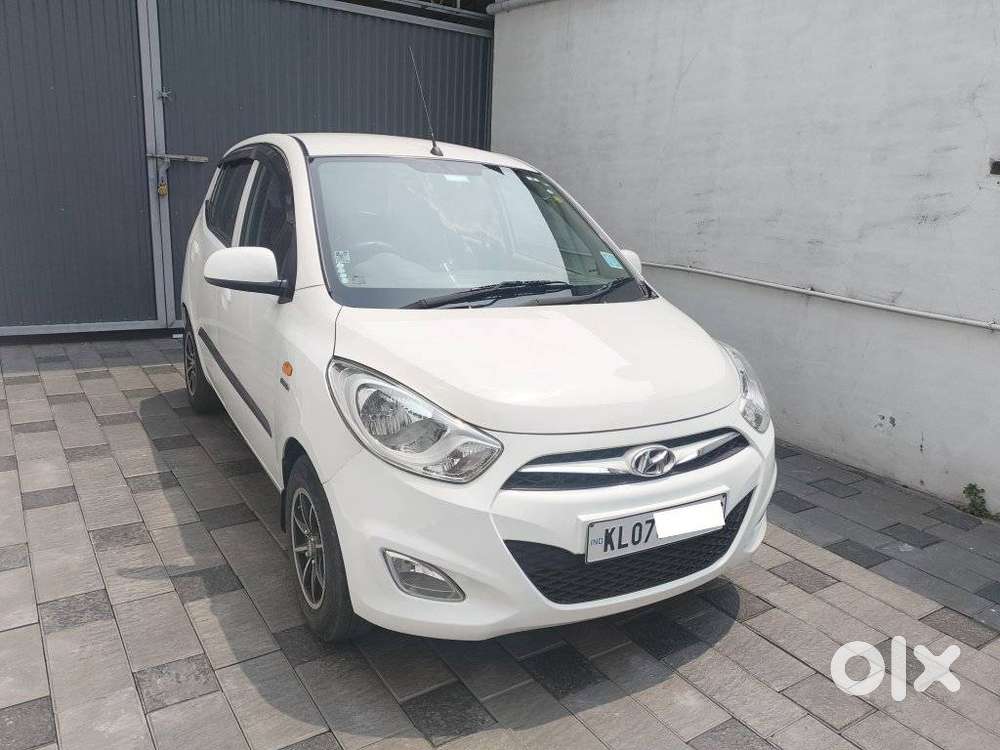 Hyundai I10 Sportz, 2014, Petrol