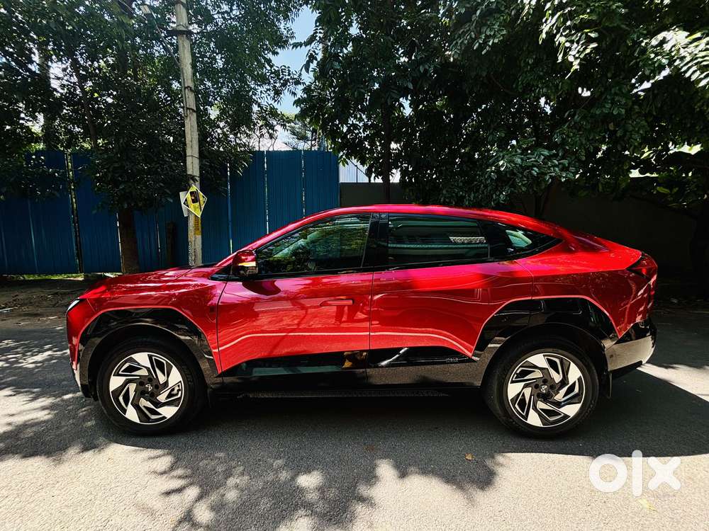 Mahindra Xev 9e Pack Three (top Model), 2025, Electric
