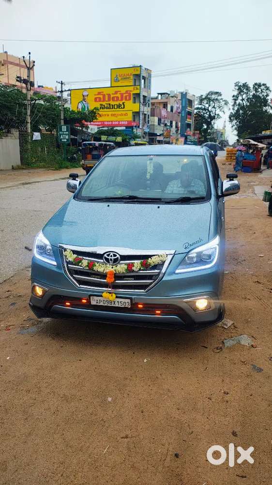 Toyota Innova 2010