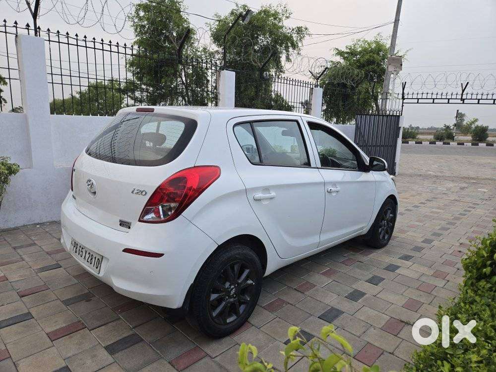 Hyundai I20 Sportz 1.2 Bs-iv, 2013, Diesel