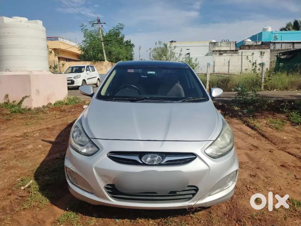 Hyundai Fluidic Verna