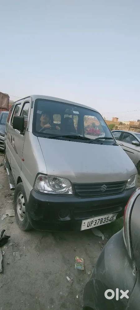 Maruti Suzuki,ecco
2014 Km-105000