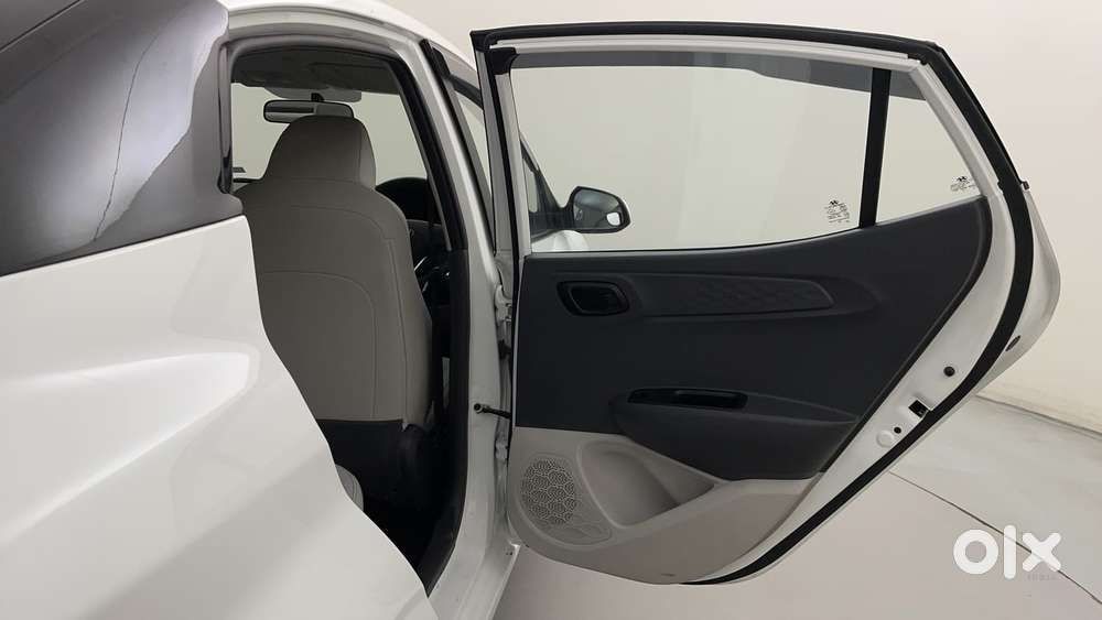 Hyundai Aura [2023-ongoing] 1.2 S Petrol Manual, 2022, Petrol