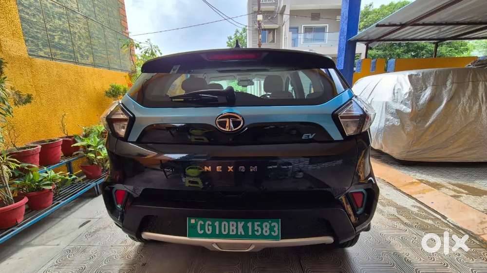 Tata Nexon Ev Xz Plus Lux 40.5kwh Battery