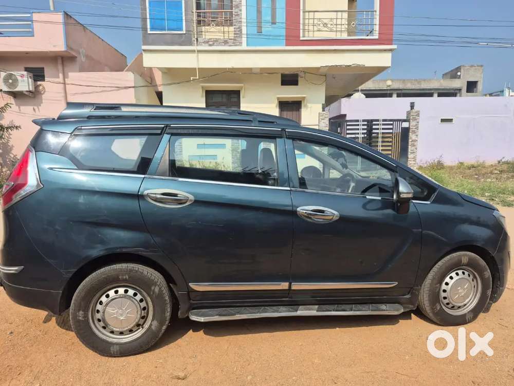 Mahindra Marazzo 2018 Diesel 216000 Km Driven