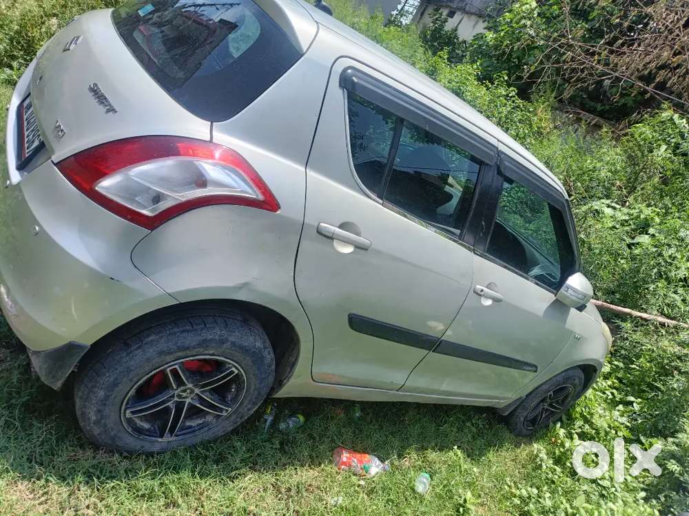 Maruti Suzuki Swift 2016 Petrol 97000 Km Driven