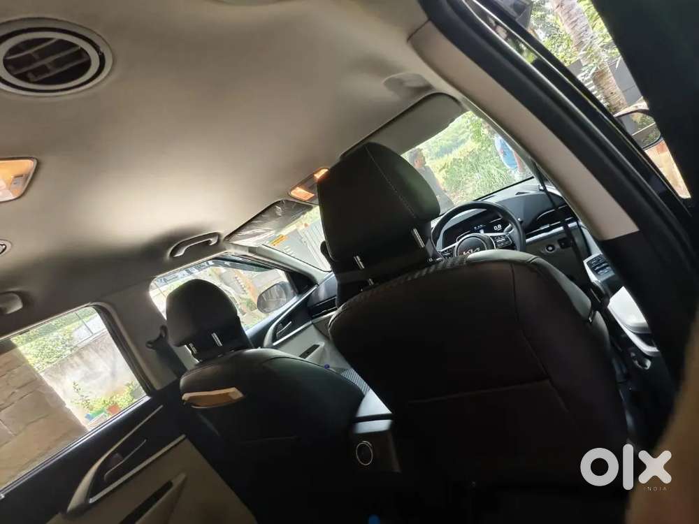Kia Carens 2022 Petrol Good Condition