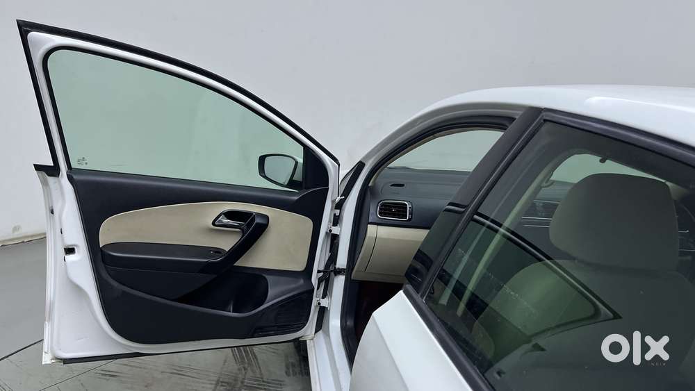 Skoda Rapid 1.5 Tdi Style/1.5 At Style, 2021, Petrol