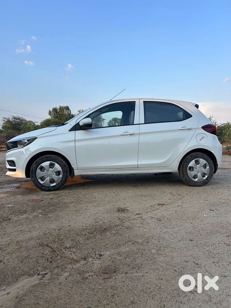 Tata Tiago Petrol 2021