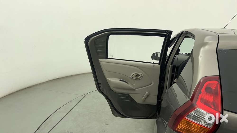 Datsun Redigo T Option, 2017, Petrol