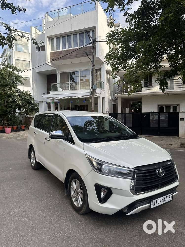 Toyota Innova Crysta 2.8z Automatic, 2017, Diesel