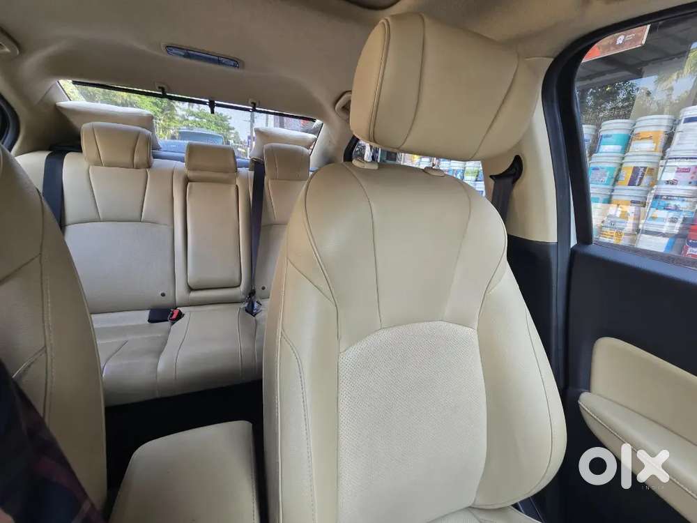Honda City Gen-5 Zx Petrol (top Model)single Ownerinsurance Dec 2026