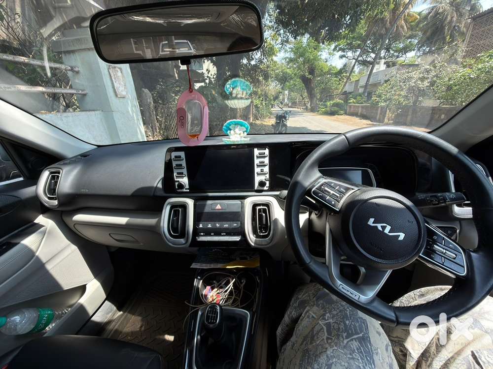 Kia Sonet 2024 Petrol Well Maintained