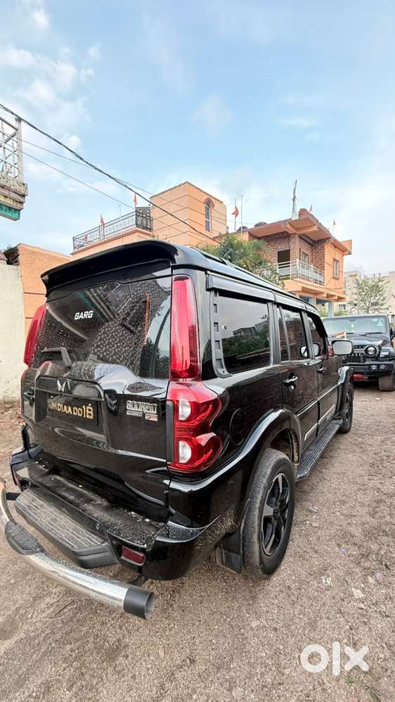 Mahindra Scorpio Classic Diesel Manual