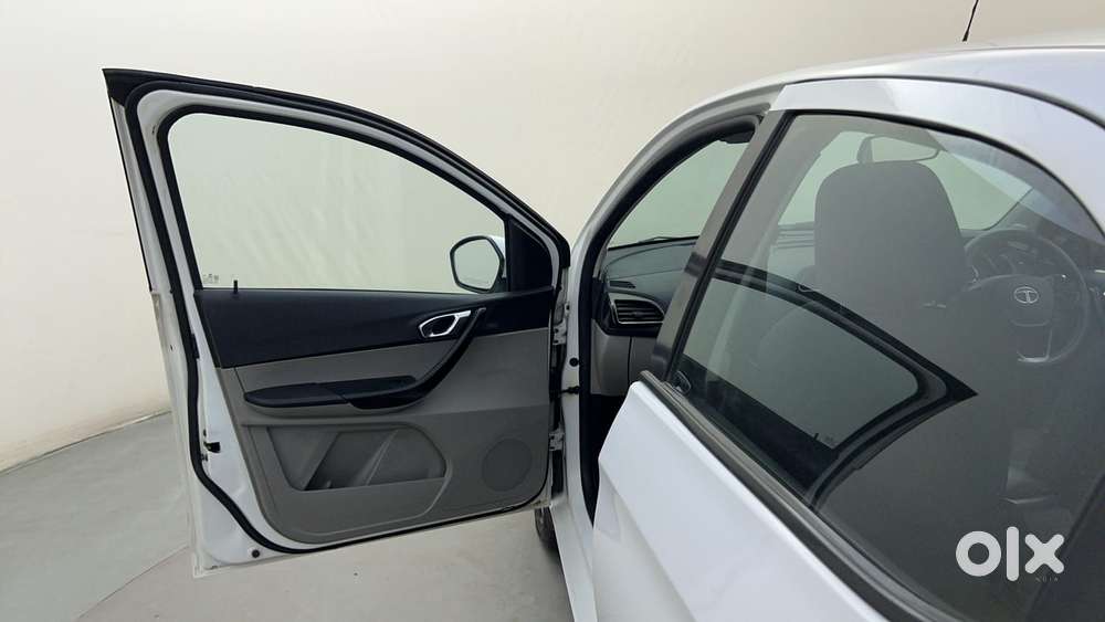 Tata Tiago 1.2 Revotron Xz Plus, 2019, Petrol