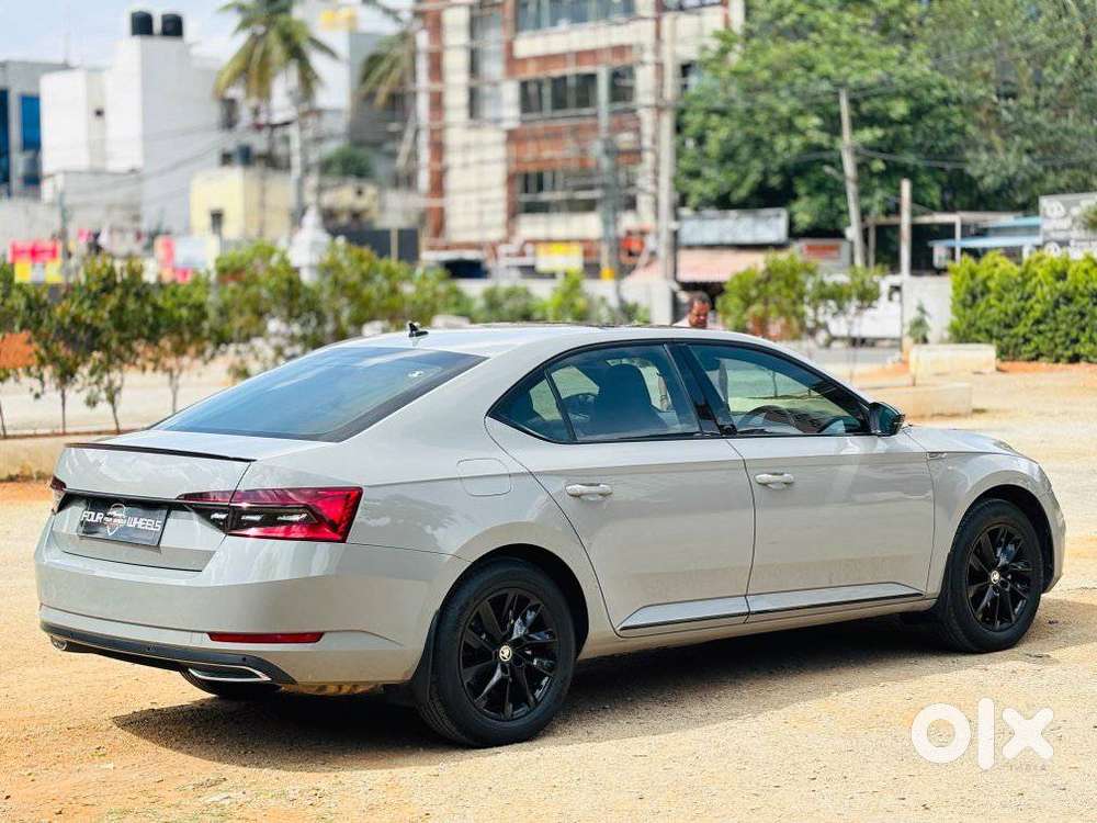 Skoda Superb 2.0 Sportline Tsi At, 2021, Petrol