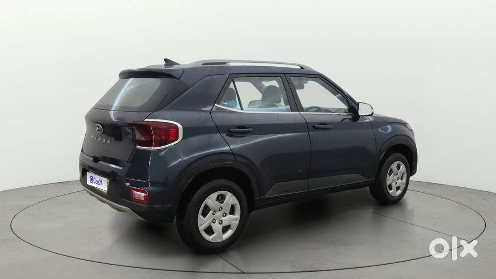 Hyundai Venue 1.2 S Plus, 2021, Petrol