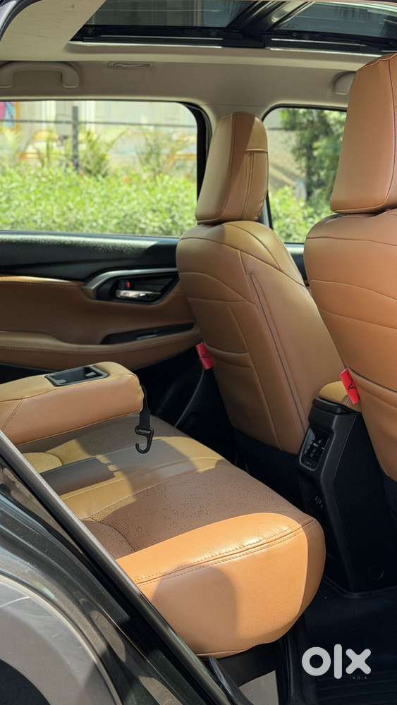 Toyota Urban Cruiser Hyryder 1.5 V Hybrid, 2022, Petrol