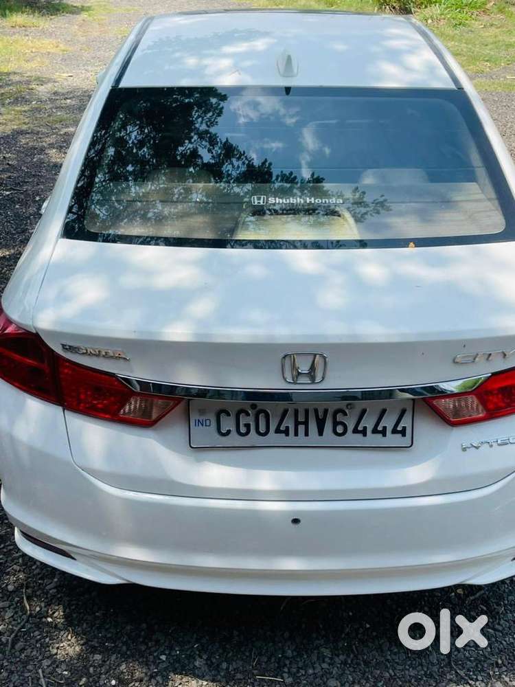 Honda City Petrol 2015 Sunroof, Push Button Start