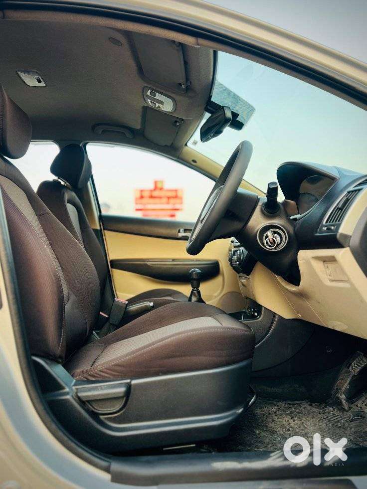 Hyundai I20 2015-2017 Sportz 1.2, 2014, Petrol