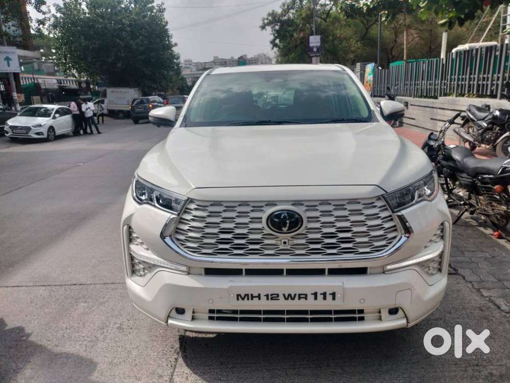 Toyota Innova Hycross 2.0 Zx (o) Hybrid 7 Str, 2024, Electric