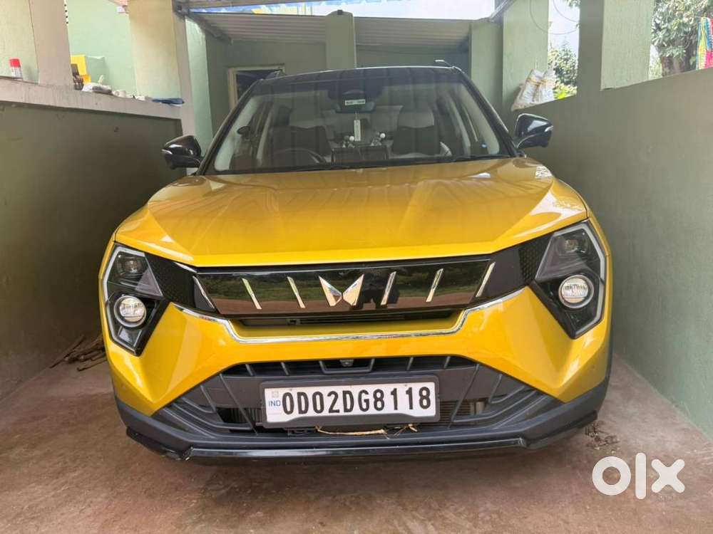 Mahindra Xuv300 Petrol 2025
