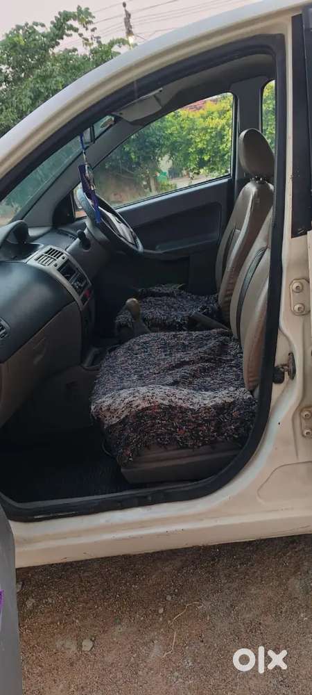Tata Indica Vista 2011