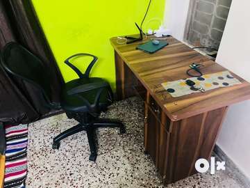 Study table deals with chair olx